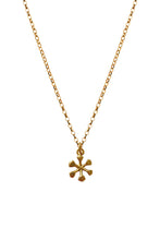 Load image into Gallery viewer, Gold Flower Vintage Charm Necklace
